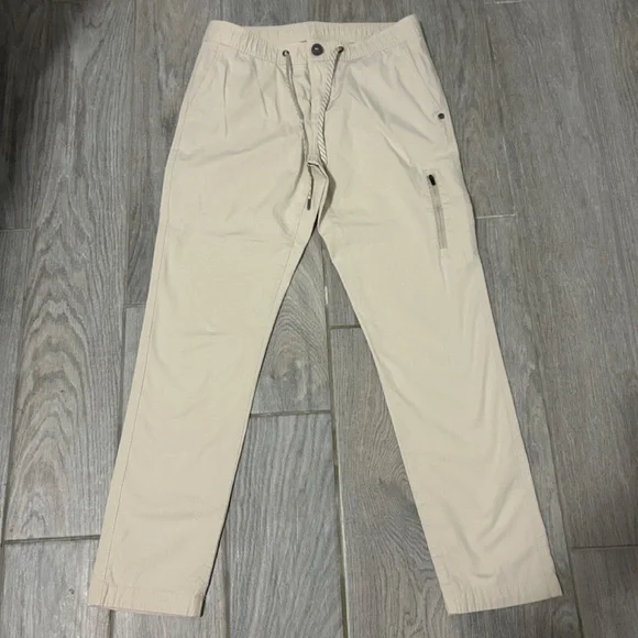 LIKE NEW! Women's Vuori Ripstop Tan Pants - SMALL - Picture 3 of 11